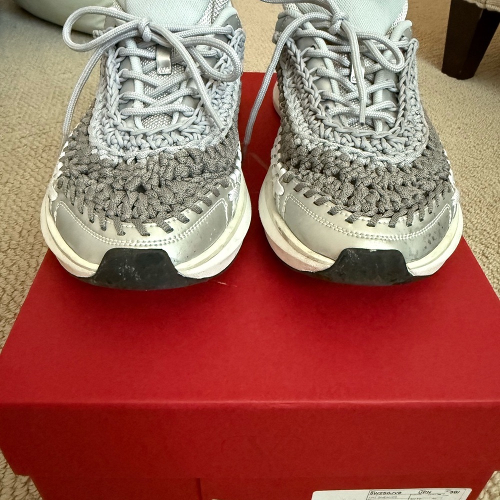 Valentino VLOGO Easy Knot Knit Runner Woven Women's Gray and Silver Sneakers - Picture 6 of 11